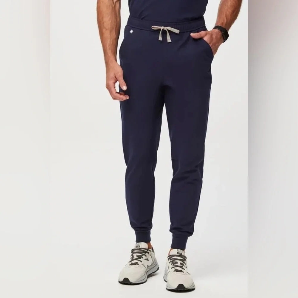Figs Men’s Tansen Jogger Scrub Pants in Navy Sz M